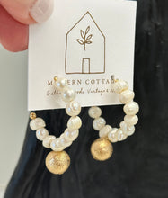 Load image into Gallery viewer, etc. Earrings