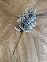 Load image into Gallery viewer, Flocked Berry Spray Stem
