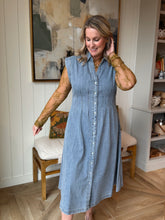 Load image into Gallery viewer, Cap Sleeve Denim Dress

