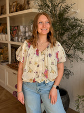 Load image into Gallery viewer, Floral Bubble Blouse
