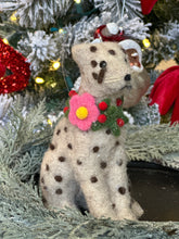 Load image into Gallery viewer, Wool Felt Safari Ornaments
