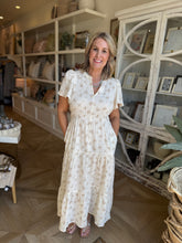 Load image into Gallery viewer, Ivory Printed Gauze Midi Dress
