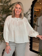Load image into Gallery viewer, White Peasant Linen Blouse
