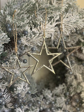 Load image into Gallery viewer, Silver Metal Star Ornaments
