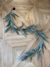 Load image into Gallery viewer, 6ft Frosted Glitter Cedar Garland
