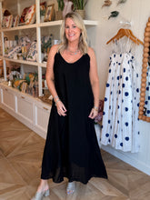 Load image into Gallery viewer, Black Linen Maxi Dress
