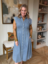 Load image into Gallery viewer, Cap Sleeve Denim Dress
