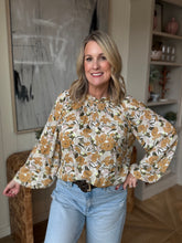 Load image into Gallery viewer, Daydream  Balloon Sleeve Blouse
