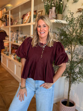 Load image into Gallery viewer, Merlot Pleated Puff sleeve Blouse

