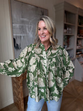Load image into Gallery viewer, Emerald Green Print Blouse

