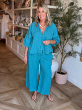 Load image into Gallery viewer, Teal Wide Leg Linen Crop Pants
