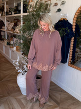 Load image into Gallery viewer, Mauve Brown Lace Hem Sweatpant Set
