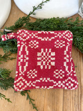 Load image into Gallery viewer, Holiday Pot Holders
