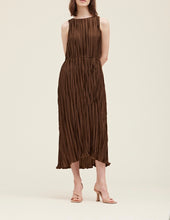 Load image into Gallery viewer, Acorn Holiday Pleat Dress
