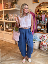 Load image into Gallery viewer, Blush Pink Sleeveless Linen Elastic Hem Top

