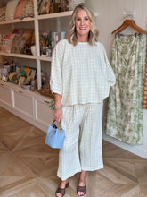 Load image into Gallery viewer, Ivory Checked Oversized Gauze Pants
