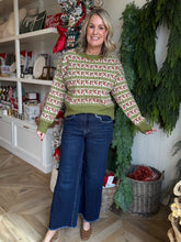 Load image into Gallery viewer, Vintage Flower Pullover Sweater
