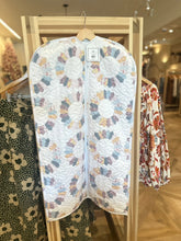 Load image into Gallery viewer, Quilted Garmet Bags

