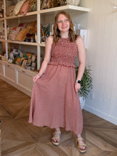 Load image into Gallery viewer, Red Sleeveless Smocking Dress
