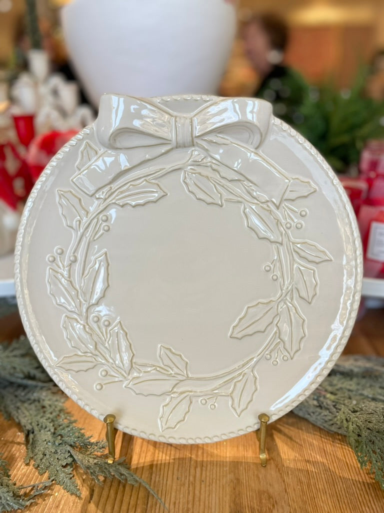 Ivory Wreath Round Platter