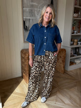 Load image into Gallery viewer, Leopard Print Drawstring Pants
