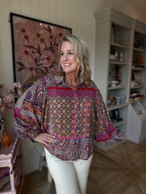 Load image into Gallery viewer, Hot Pink Mixed Print Balloon Blouse
