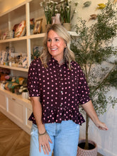 Load image into Gallery viewer, Plus Size Wine Short Sleeve Polka Dot Top
