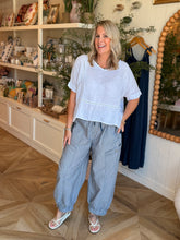 Load image into Gallery viewer, White Linen Stitch Detail Top
