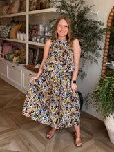 Load image into Gallery viewer, Purple Floral Skirt Set

