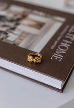 Load image into Gallery viewer, Luna Ring
