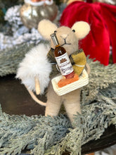 Load image into Gallery viewer, Wool Felt Gourmand Mice
