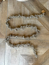 Load image into Gallery viewer, 72&quot; Champagne Foam Glitter Garland
