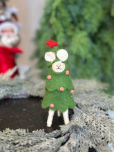 Load image into Gallery viewer, Star/Tree Mice Ornament
