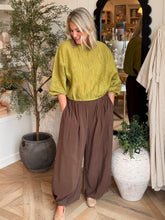 Load image into Gallery viewer, Dark Chocolate Balloon Pants
