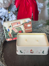 Load image into Gallery viewer, 5 oz. Christmas Candle Tins
