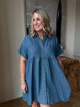Load image into Gallery viewer, Washed Denim Collared Dress
