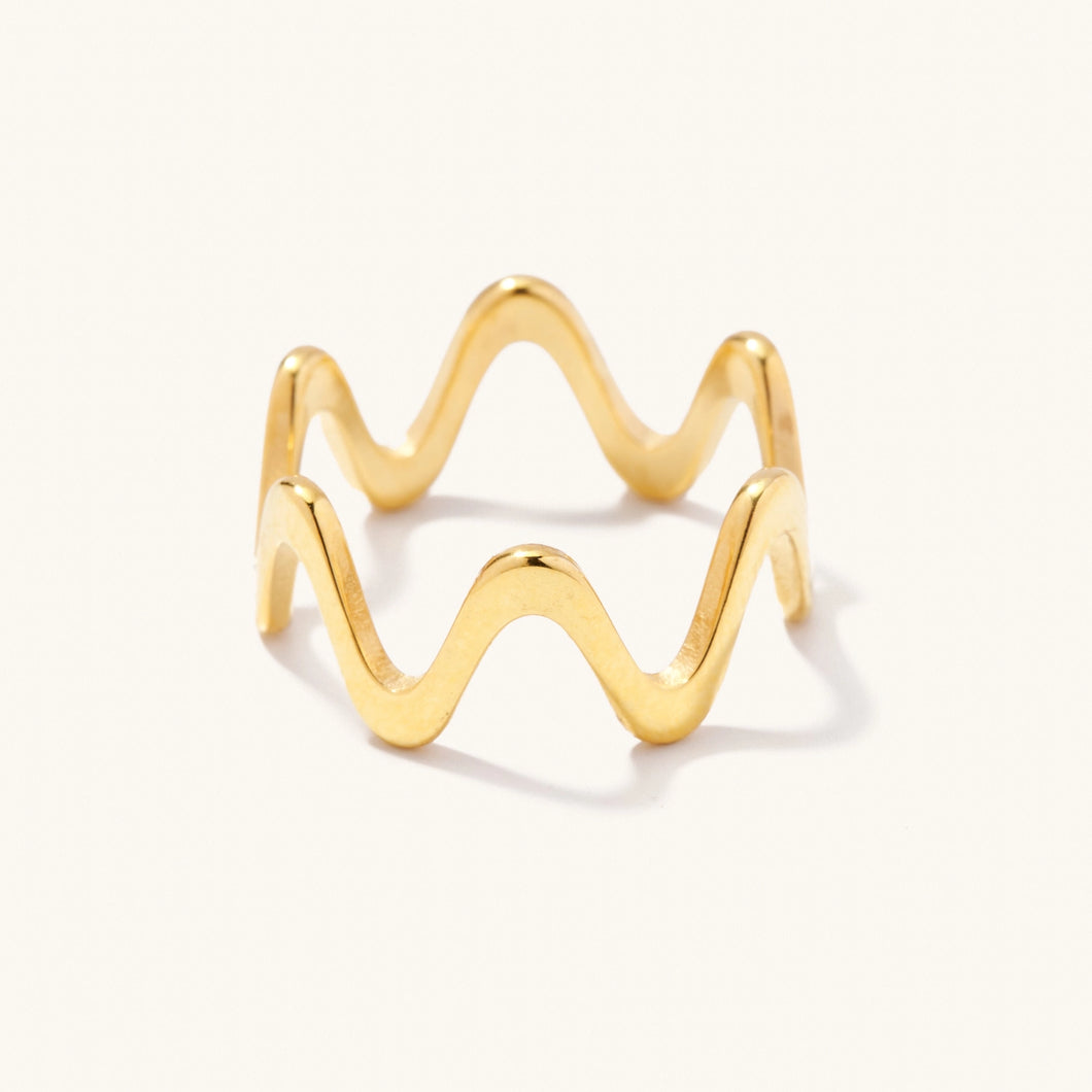 Mollie Gold Wavey Ring