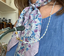 Load image into Gallery viewer, Beaded Sunglass Chain
