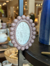 Load image into Gallery viewer, Magnetic Bobbin Frame
