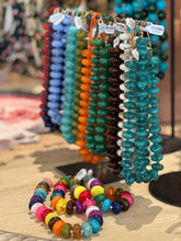Load image into Gallery viewer, Acrylic Chunky Disc Necklace
