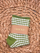 Load image into Gallery viewer, Picnic Mid Crew Socks
