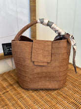 Load image into Gallery viewer, Lucia Faux Alligator Handbag w/ Scarf

