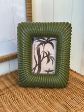Load image into Gallery viewer, Green Resin Photo Frames
