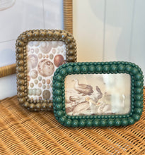 Load image into Gallery viewer, Medium Ball Photo Frames
