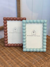 Load image into Gallery viewer, Small Resin Ball Photo Frames
