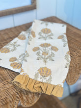 Load image into Gallery viewer, Fall Ruffle Tea Towels
