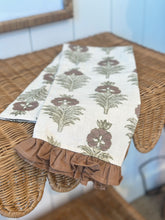 Load image into Gallery viewer, Fall Ruffle Tea Towels
