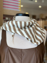 Load image into Gallery viewer, Triangle Sweater Scarves
