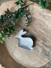 Load image into Gallery viewer, Mini Stoneware Floral &amp; Fauna Dish
