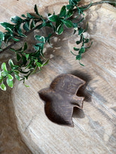 Load image into Gallery viewer, Mini Stoneware Floral &amp; Fauna Dish
